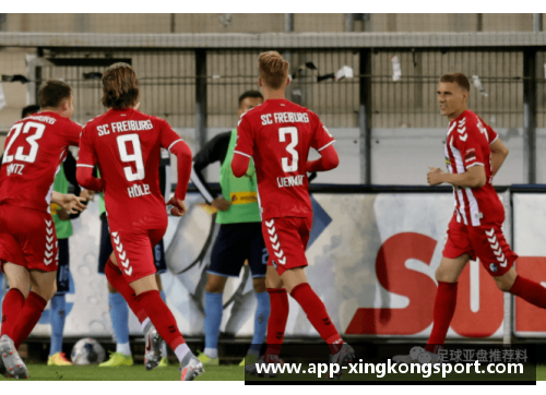 弗赖堡足球俱乐部与主教练维尔基完成续约，保持稳定发展趋势 - 副本